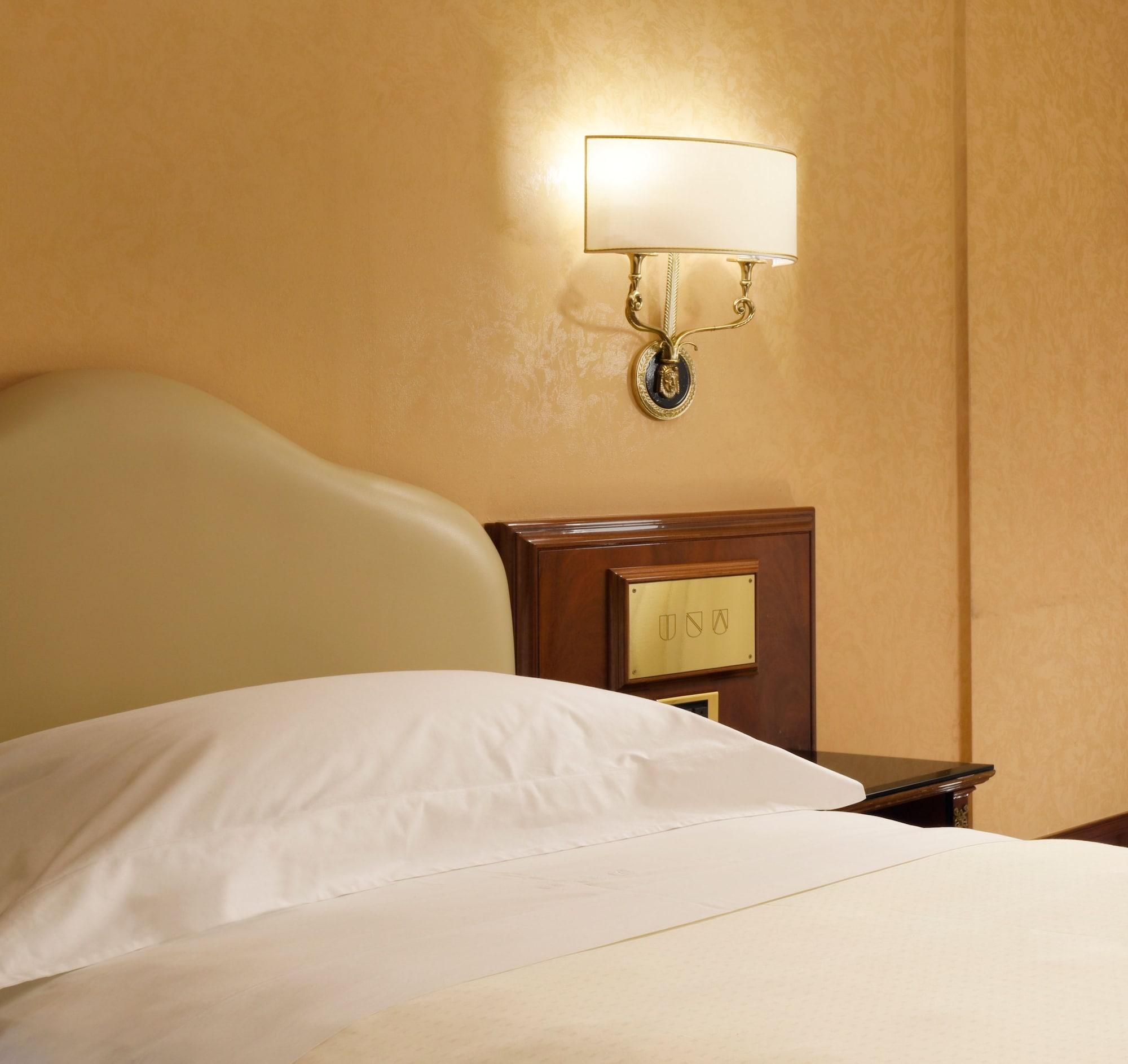 Una Hotels Scandinavia Milano Luaran gambar