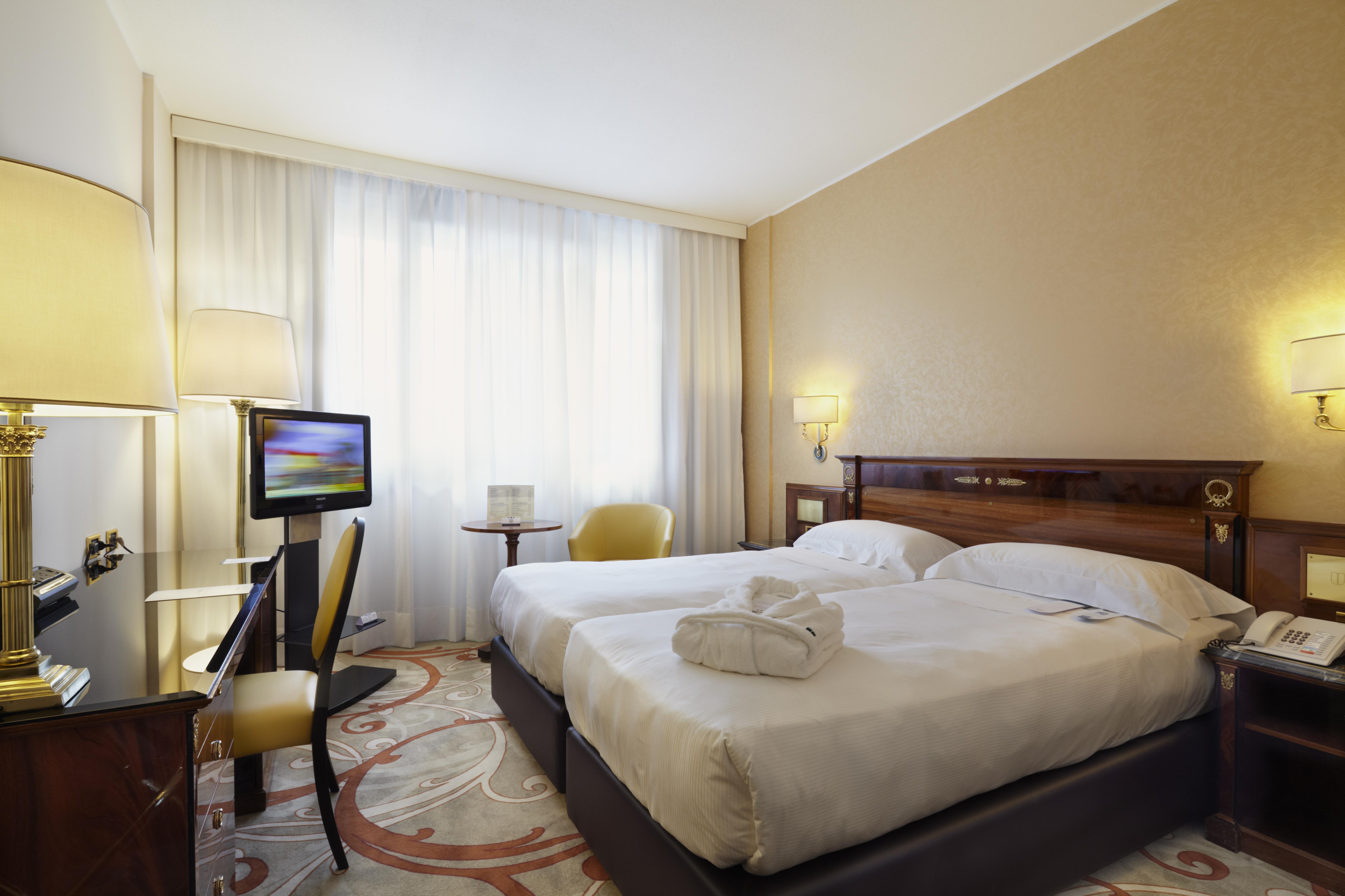 Una Hotels Scandinavia Milano Bilik gambar