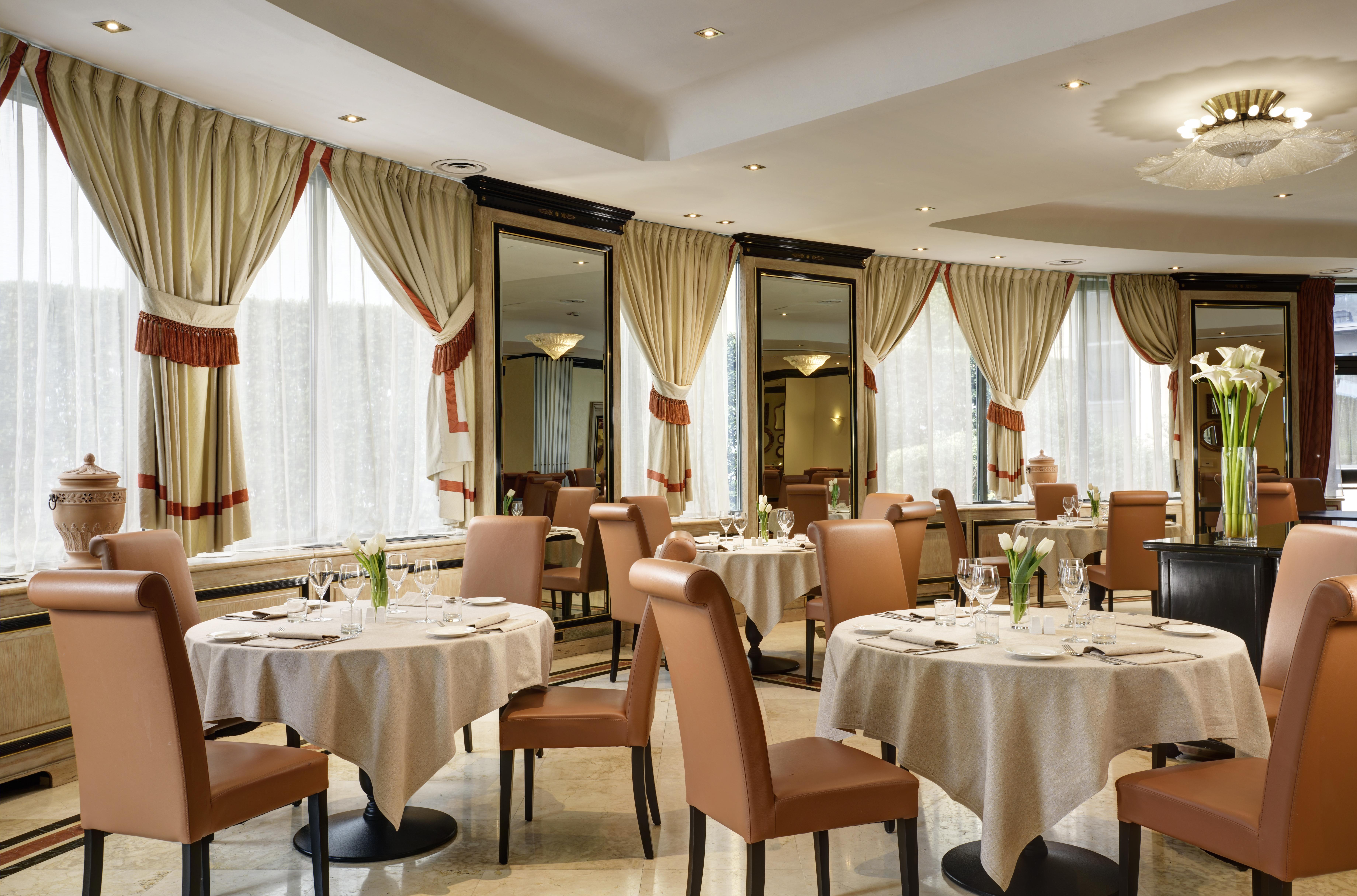 Una Hotels Scandinavia Milano Luaran gambar