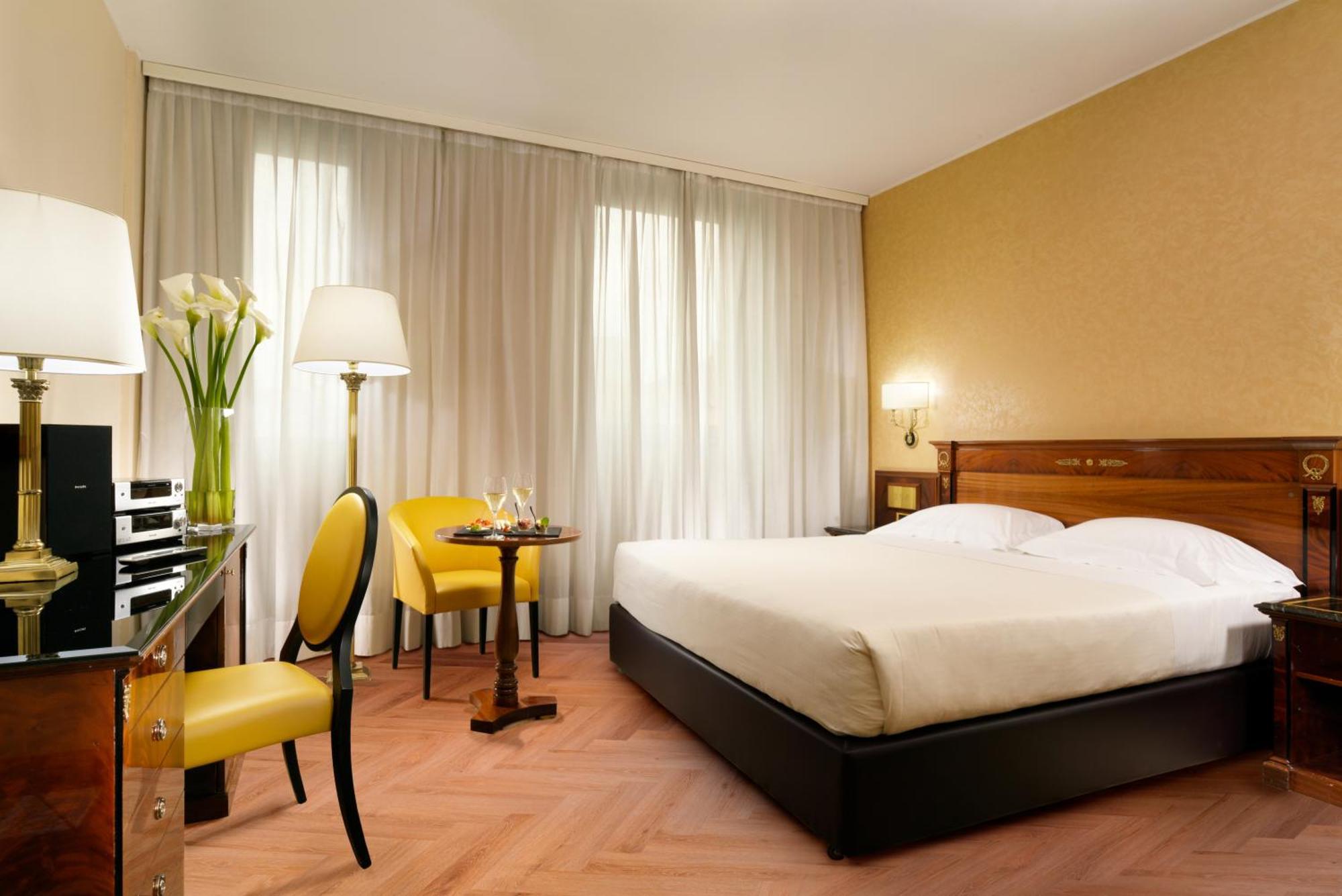 Una Hotels Scandinavia Milano Luaran gambar