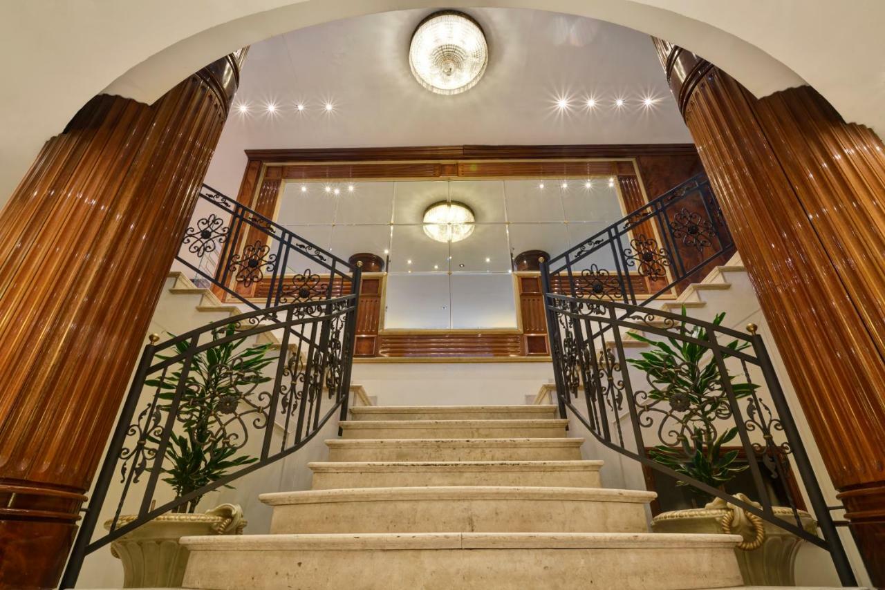 Una Hotels Scandinavia Milano Luaran gambar